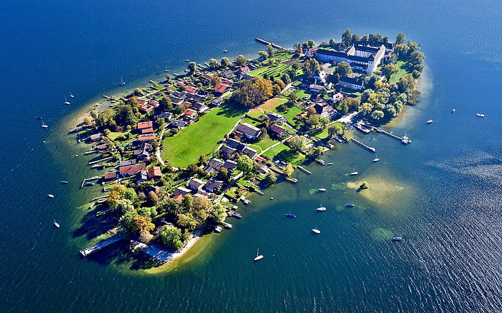 остров с домами посреди океана, вода, остров, Frauenchiemsee, Германия, лодка, дом, HD обои