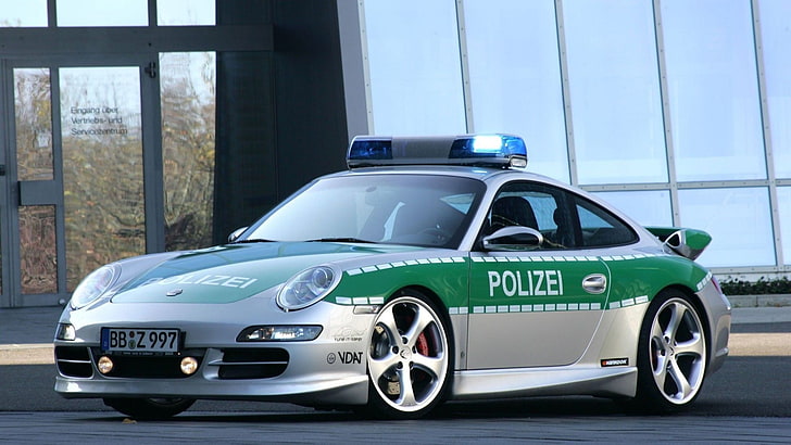 белый Mercedes-Benz седан, суперкар, полицейские машины, Porsche, HD обои