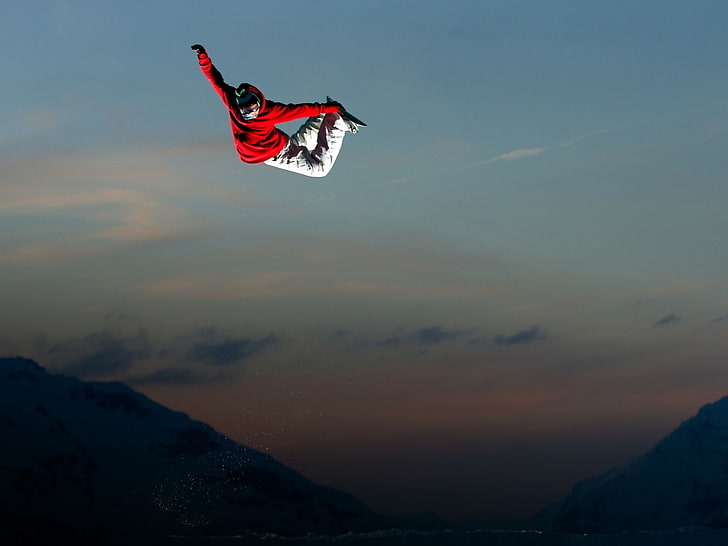 person riding snowboard digital wallpaper, jump, flight, extreme, height, HD wallpaper