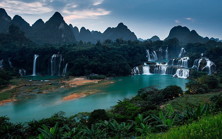Cascadas en cascada, naturaleza, paisaje, cascada, montañas, río, bosque, China, colinas, follaje, selva, Vietnam, verde, Fondo de pantalla HD