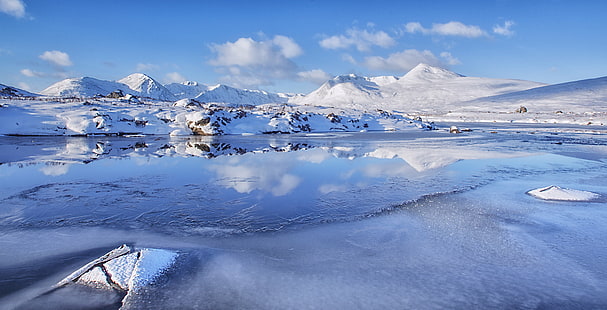 เนื้อน้ำและภูเขาหิมะในตอนกลางวัน, เนื้อน้ำ, ภูเขาหิมะ, ตอนกลางวัน, สกอตแลนด์, ที่ราบสูงตะวันตก, ภูเขาดำ, ภูเขาแบล็ก, ทะเลสาบบา, ฤดูหนาว, การสะท้อน, หิมะ, ธรรมชาติ, น้ำแข็ง, ภูเขา, หนาว - อุณหภูมิ, ภูมิทัศน์, กลางแจ้งเข้ามาเยี่ยมสีฟ้าธารน้ำแข็งอาร์กติกแช่แข็ง, วอลล์เปเปอร์ HD HD wallpaper