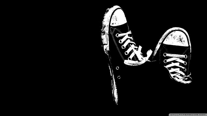วอลล์เปเปอร์รองเท้าผ้าใบ, พื้นหลังสีดำ, ขาวดำ, Converse, รองเท้าบูท, วอลล์เปเปอร์ HD