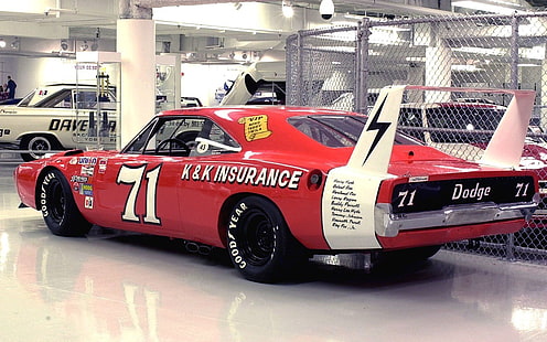 รถ RC สีแดงและสีขาวรถ Dodge Dodge Charger R / T Daytona, วอลล์เปเปอร์ HD HD wallpaper