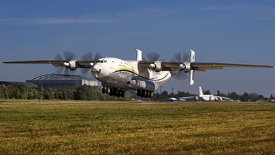  the plane, Ukraine, landing, the airfield, transport, Antonov, heavy, Antey, An-22, HD wallpaper HD wallpaper