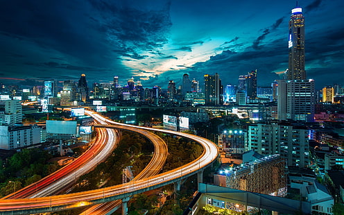 budynki miejskie, pejzaż miejski, miasto, architektura, noc, budynek, wieżowiec, światła, latarnia uliczna, chmury, Bangkok, smugi świetlne, drzewa, woda, billboardy, widok z lotu ptaka, ulica, Tapety HD HD wallpaper