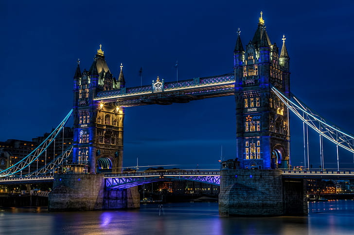 Reino Unido, Inglaterra, Londres, puente, Tower Bridge, Reino Unido, Inglaterra, Londres, ciudad, capital, río, Támesis, Tower Bridge, noche, luces, azul, cielo, Fondo de pantalla HD