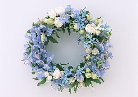 blue and white flower wreath, ranunkulyus, clover, flowers, variety, wreath, HD wallpaper HD wallpaper