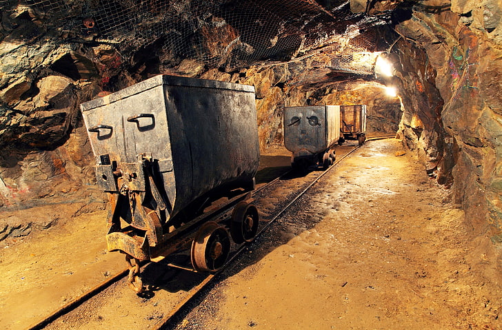 Ausrüstung aus schwarzem und braunem Metall, Bergbau, HD-Hintergrundbild