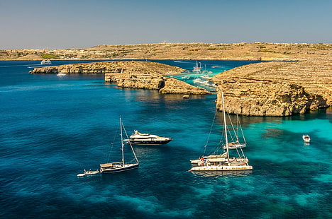 Malta Sea, Malta, Sea, rocks, yachts, HD wallpaper HD wallpaper
