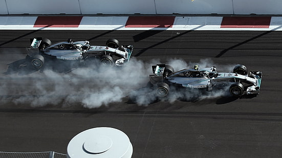 two gray f1 cars, Mercedes, Formula 1, AMG, Lewis Hamilton, Nico, Rosberg, 2014, sochi, V6 1.6l Turbo, F1 W05, HD wallpaper HD wallpaper