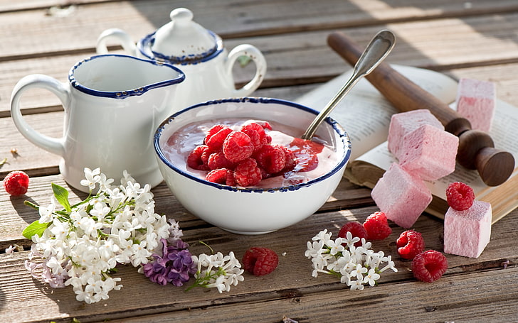 raspberry dessert, breakfast, lilac, yogurt, marshmallow, raspberry, HD wallpaper