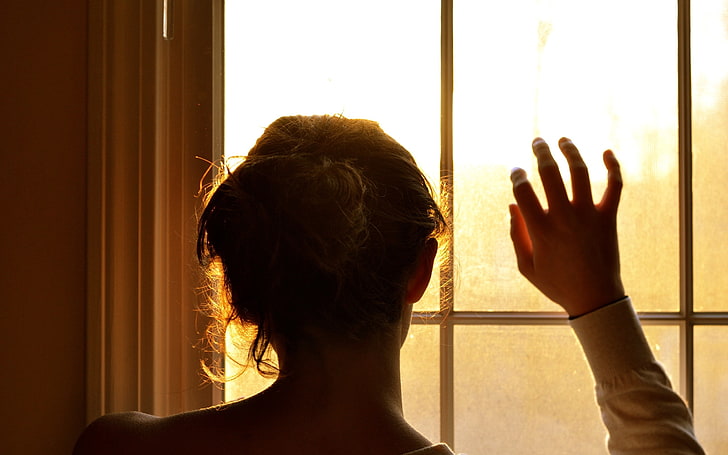 المرأة ، الرأس ، اليدين ، صورة ظلية ، نافذة، خلفية HD