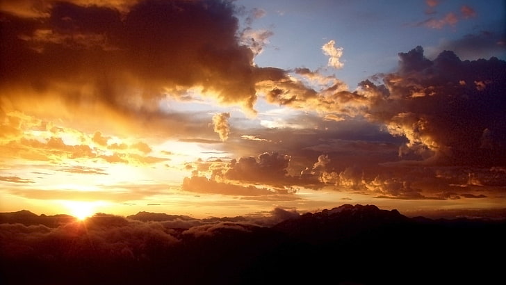 brauner bewölkter Himmel, Wolken, Sonne, Sonnenuntergang, Farben, Höhe, Luft, Himmel, HD-Hintergrundbild
