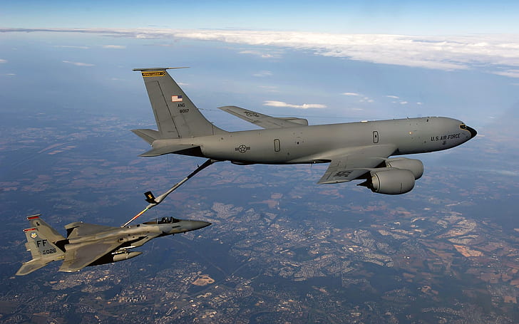 F 15イーグルは、イーグルから、KC 135 Stratotankerから燃料を受け取りstratotanker、受信、燃料、 HDデスクトップの壁紙