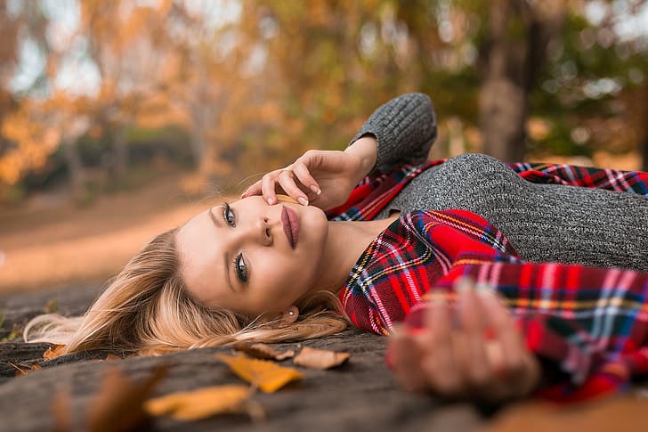 girl, long hair, brown eyes, photo, photographer, model, bokeh, lips, face, blonde, shirt, portrait, mouth, looking at camera, sweater, depth of field, straight hair, looking at viewer, lying on back, Sonny Bui, plaid shirt, HD wallpaper