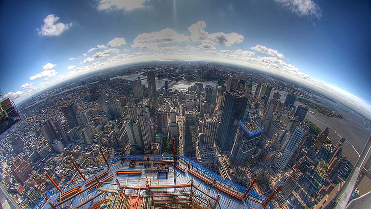 градски пейзаж, градски пейзаж, град, архитектура, небостъргач, сграда, птичи поглед, Ню Йорк, САЩ, обектив с рибешко око, строителна площадка, облаци, слънчева светлина, река, улица, мост, One World Trade Center, HD тапет