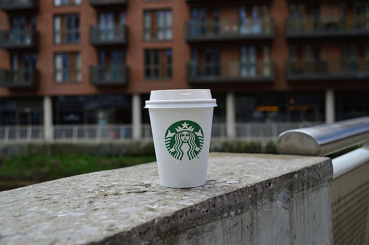 Kaffee Starbucks Cup Essen Leeds Bridge weißes Gebäude, HD-Hintergrundbild
