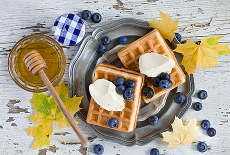 blueberries waffle, autumn, leaves, berries, Breakfast, blueberries, honey, ice cream, waffles, sundae, HD wallpaper HD wallpaper