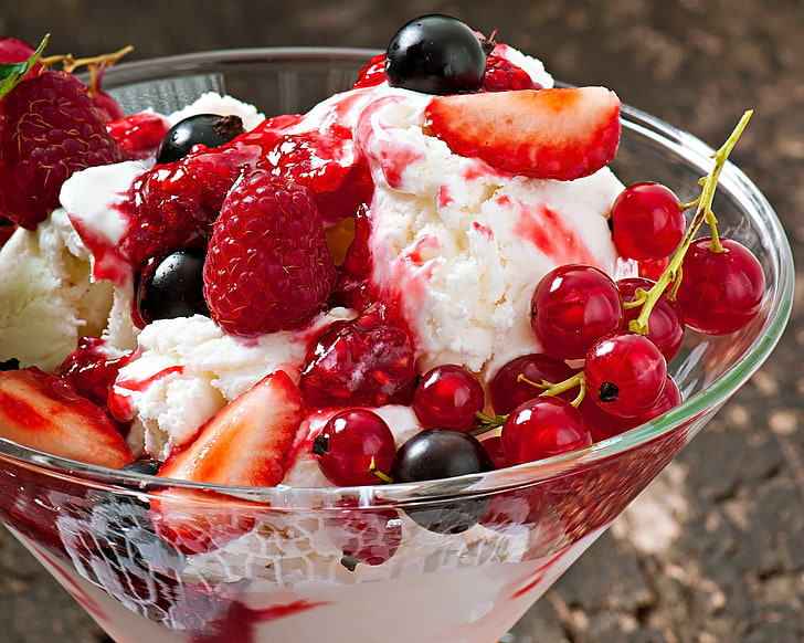 clear parfait glass, photo, Strawberry, Sweets, Food, Raspberry, Ice cream, Currants, HD wallpaper