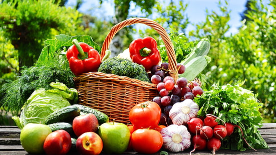 Fotografía de verduras y frutas, manzanas, tomates, pepino, uvas, ajo, verduras, frutas, fotografía, manzanas, tomates, pepino, uvas, ajo, Fondo de pantalla HD HD wallpaper