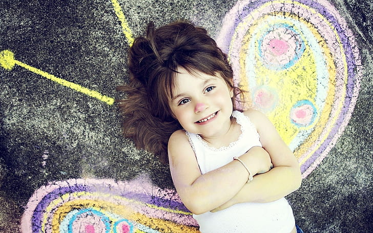 Lächelnder Schmetterling des glücklichen Mädchens, glücklich, Mädchen, Lächeln, Schmetterling, HD-Hintergrundbild