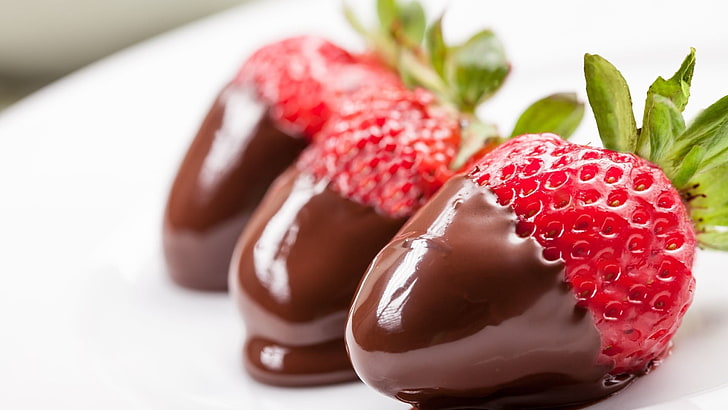초콜릿으로 덮인 딸기, 딸기, 초콜릿, 음식, HD 배경 화면