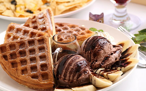 Waffle with chocolate ice cream, waffles with chocolate ice cream, photography, 1920x1200, ice cream, banana, waffle, HD wallpaper HD wallpaper