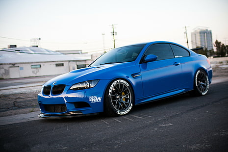 Синий BMW M3 E92, bmw, M3, E92, синий, вид сбоку, небо, HD обои HD wallpaper