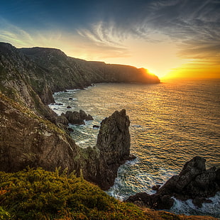 formazioni rocciose sulla spiaggia durante l'ora dell'oro, galizia, galizia, mare, costa, natura, tramonto, spiaggia, roccia - oggetto, paesaggio, paesaggi, scogliera, Sfondo HD HD wallpaper