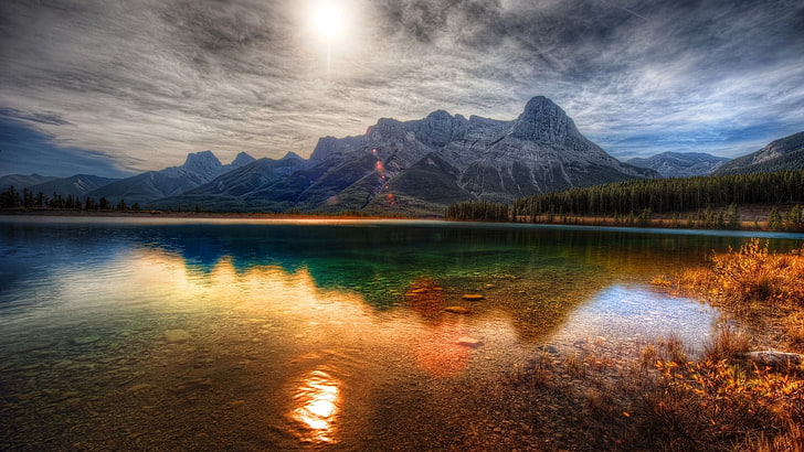montañas grises, tranquilo cuerpo de agua cerca de la montaña durante el día, naturaleza, HDR, puesta de sol, lago, paisaje, montañas, reflexión, Canadá, Fondo de pantalla HD