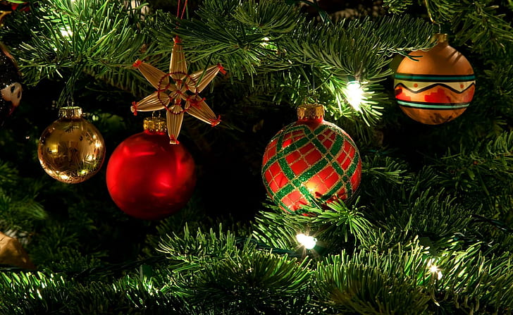 christmas decorations, tree, garland, star, holiday, new year, christmas baubles, christmas decorations, tree, garland, star, holiday, new year, HD wallpaper