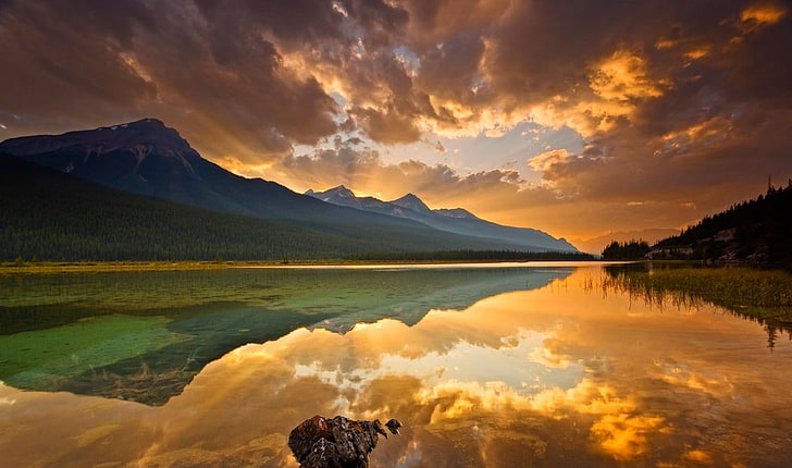 Canadá, lago, reflexão, pôr do sol, nuvens, montanhas, floresta, água, natureza, paisagem, HD papel de parede