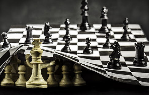 pezzi degli scacchi in bianco e nero, situazione, scacchi, figura, Sfondo HD HD wallpaper