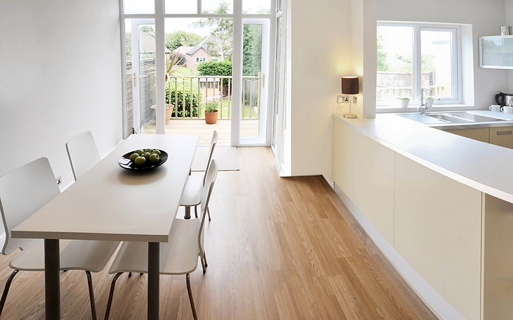 прямоугольный белый деревянный обеденный стол, стол, столовая, кухня, окно, балкон, HD обои