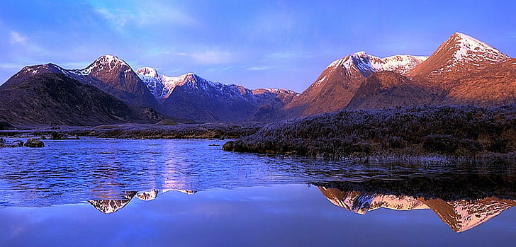 Nature Mountain With Reflection, refleksi, indah, sejuk, hangat, luar biasa, fascianting, biru, keindahan, 3d dan abstrak, Wallpaper HD