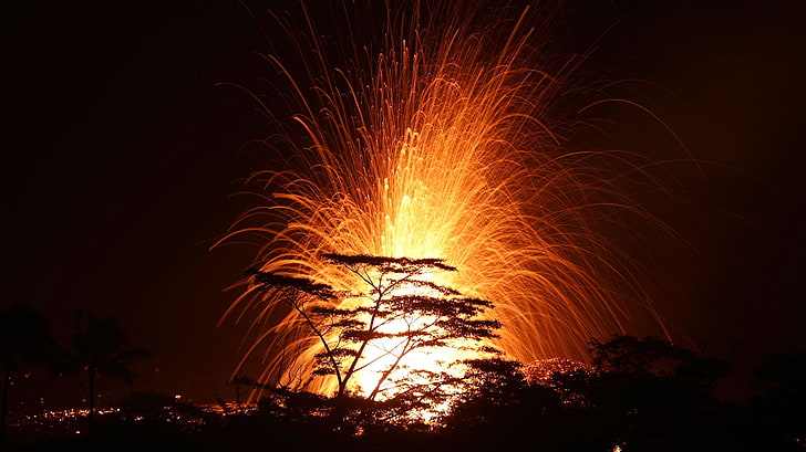 Natur, Vulkan, Hawaii, Kilauea, Lava, Vulkanausbruch, Eruption, Bäume, Palmen, Nacht, Langzeitbelichtung, Silhouette, HD-Hintergrundbild