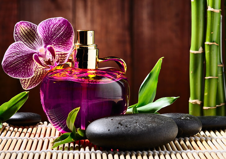 lila orkidé och spray doftflaska, blomma, stenar, parfym, bambu, flaska, orkidé, svart, spa, massage, basalt, HD tapet