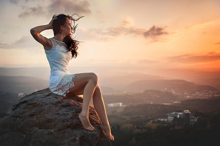 girl, landscape, the city, the wind, view, height, beauty, dal, watching the sunset, HD wallpaper