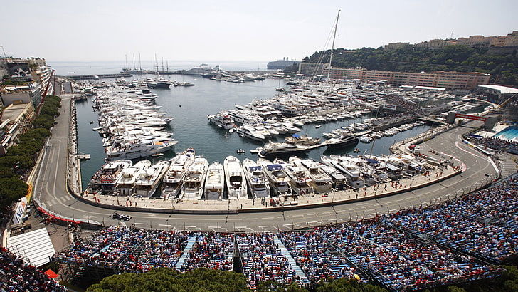 Luftbild von angedockten Motorbooten, Monaco, Formel 1, Rennstrecken, Boot, Rennwagen, Menschen, Sport, HD-Hintergrundbild