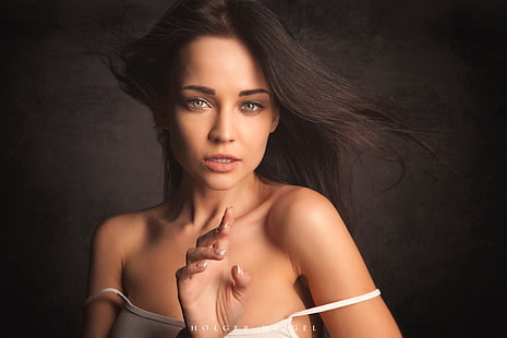 Angelina Petrova, wanita, wajah, potret, bahu telanjang, latar belakang sederhana, Wallpaper HD HD wallpaper