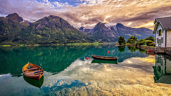 fjord, lac, bateaux, bateau, maison, europe, norvège, sogn og fjordane, stryn, tourisme, matin, région des lacs, reflet, paysage, loch, nuage, nuage, lac de montagne, lac, ciel, eau, nature, Fond d'écran HD HD wallpaper