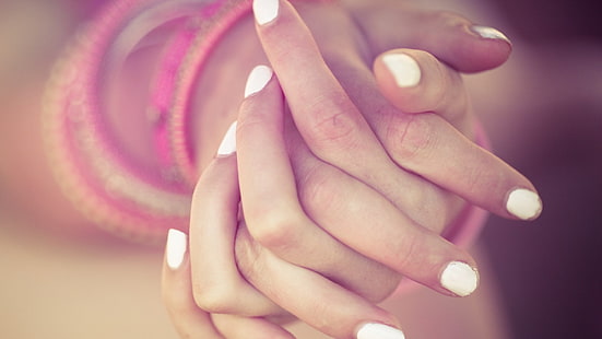 Schärfentiefe, Hände, Finger, lackierte Nägel, Händchen haltend, Frauen, HD-Hintergrundbild HD wallpaper
