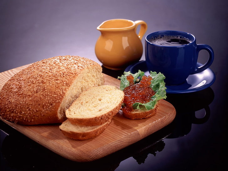 assar pastelaria e caneca azul, pão, ovos, chá, ervas, HD papel de parede