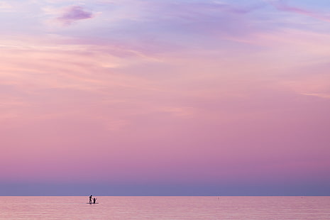 cielo púrpura y rosado, mar, puesta del sol, gente, Fondo de pantalla HD HD wallpaper