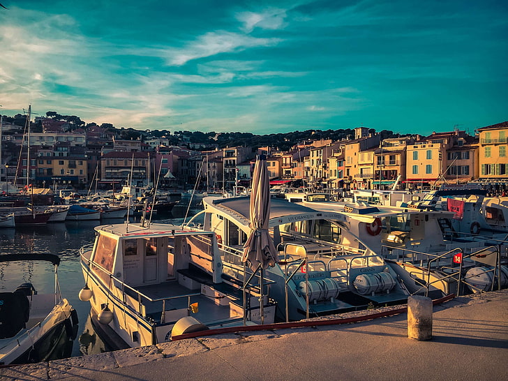 architecture, boat, border, buildings, cassis, city, cityscape, cloud, cloudiness, coast, colorful, colorful houses, france, french riviera, harbor, harbour, houses, mediterranean, mediterranean sea, old town, port, HD wallpaper