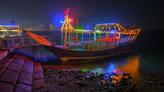 отражение, вода, нощ, Доха, Катар, туристическа атракция, небе, вечер, осветление, доу, лодка, осветена, Азия, цветен, романтичен, HD тапет HD wallpaper