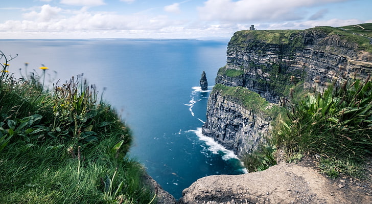 モハーの断崖、クレア州、アイルランド、ヨーロッパ、イギリス、旅行、自然、風景、草、水、岩、アイルランド、屋外、海景、自然、モハーの断崖、休暇、訪問、人気、ランドマーク、観光、モハー、観光地、クレア、 HDデスクトップの壁紙