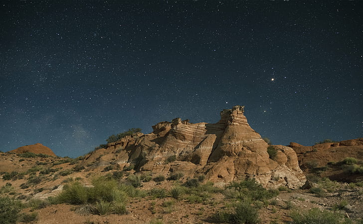 formação rochosa marrom durante a noite, mais cedo, rochas, formação rochosa, noturna, estrela, fotografia, Sigma, f / 2, arte, Nikon D800E, HD papel de parede