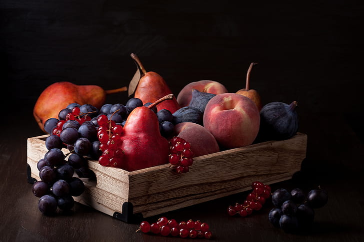 berries, table, grapes, fruit, box, peaches, pear, currants, ripe, figs, HD wallpaper