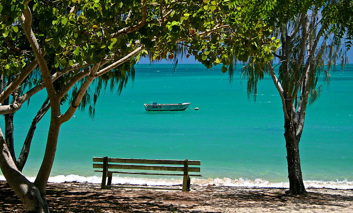 Whitsunday Islands off Australia - South Pacific, brown wooden bench, island, exotic, islands, tropical, pacific, lagoon, whitsunday, beach, south, sand, ocean, australia, blue, new-z, HD wallpaper